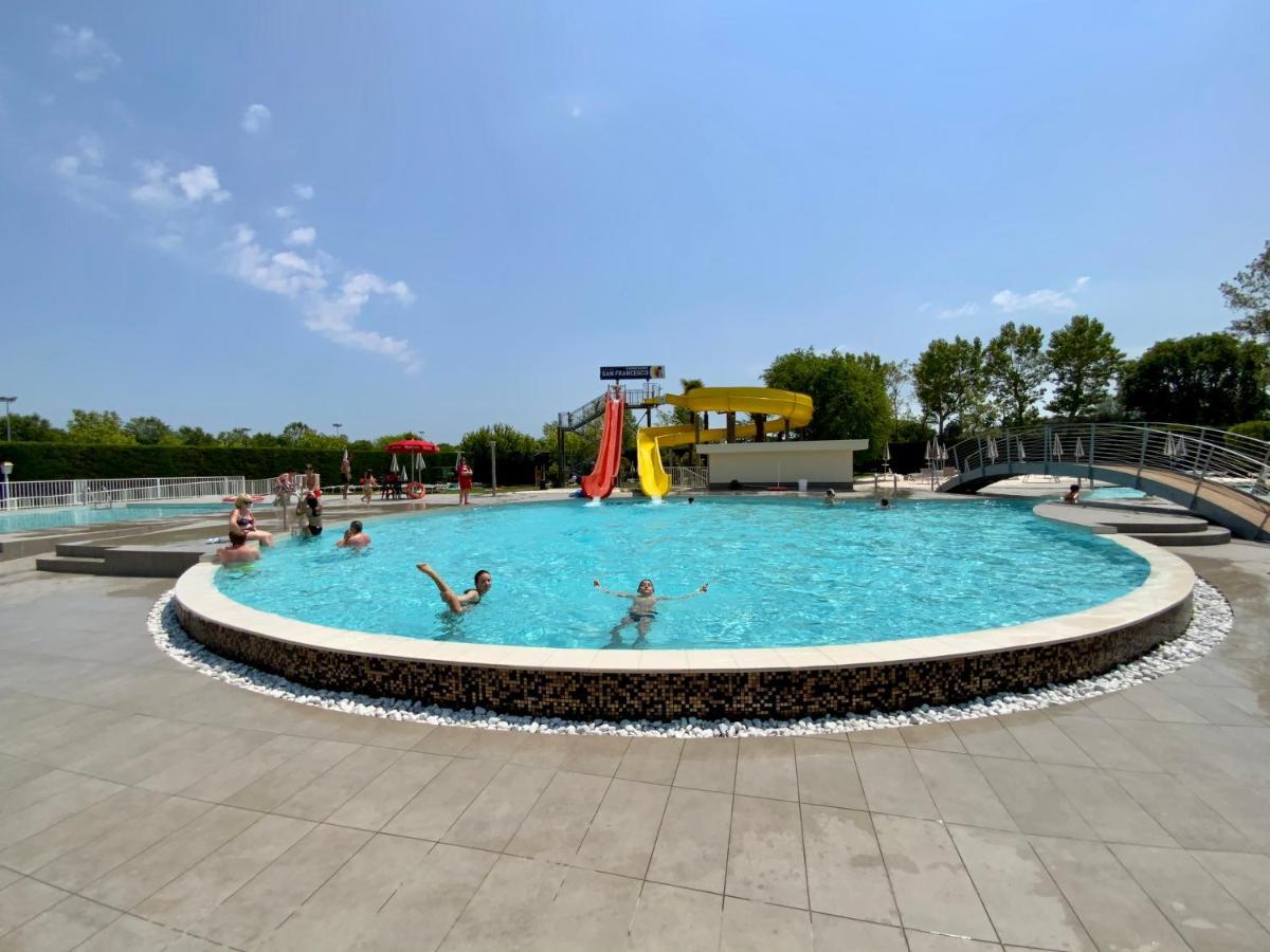 Volare Camp In Villaggio San Francesco Дуна-Верде Экстерьер фото